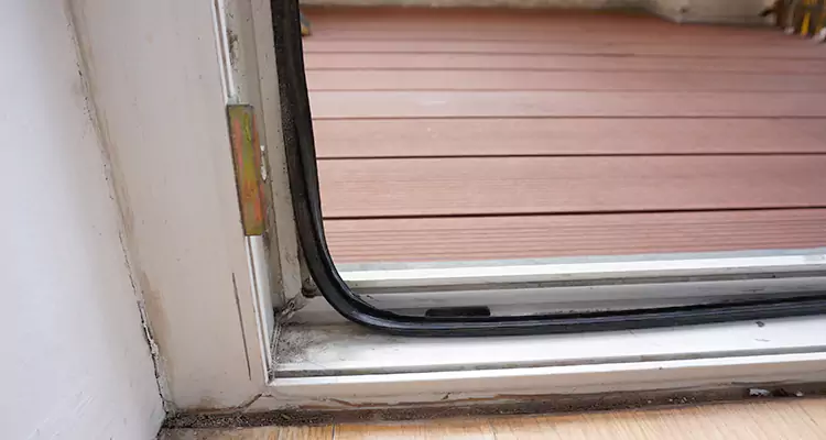 Why Choose Us for Leaking Sliding Glass Door Repair in Oakland, CA?