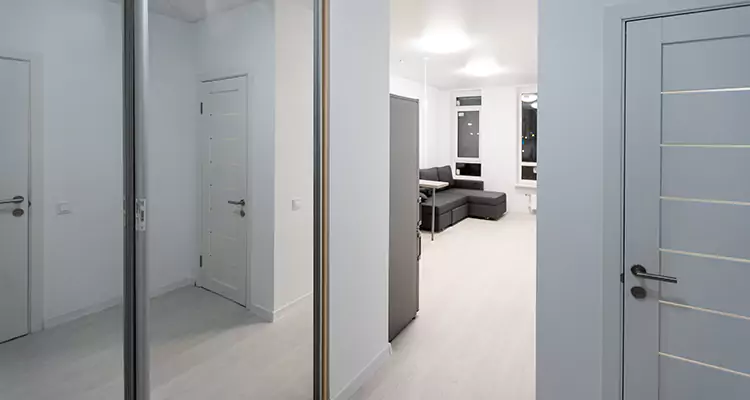 Modern Mirrored Closet Doors Repair in Oakland, CA