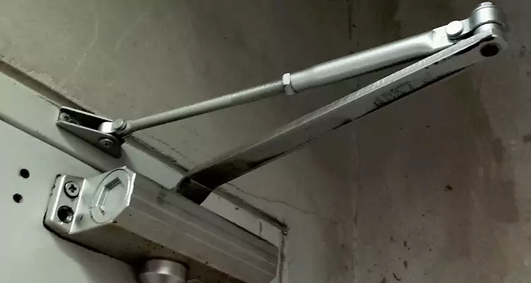 Door Closer Parallel Arm Installation in Oakland, CA