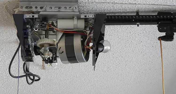 Garage Door Motor Replacement in Oakland, CA