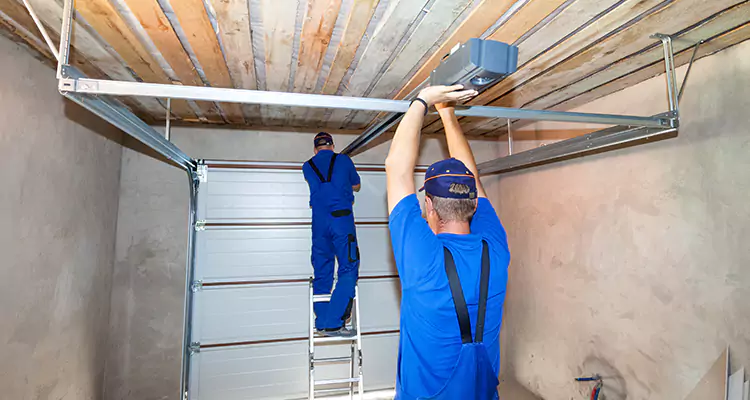 Garage Door Opener Technician in Oakland, CA