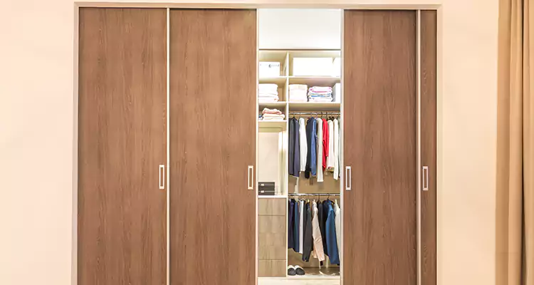 Sliding Closet Wardrobe Repairs in Oakland, CA