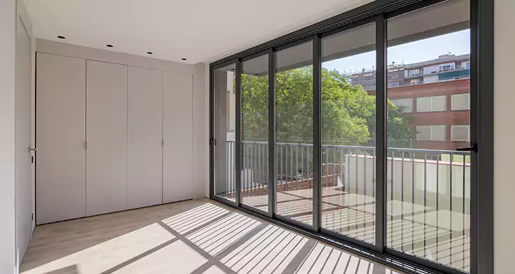 Fix Sliding Screen Door Track in Oakland, CA
